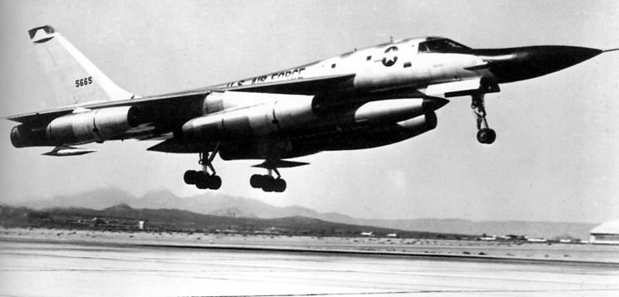 Hustlin’ Hustlers: The Surviving Examples of the Convair B-58 Hustler 18 B 58 Snoopy