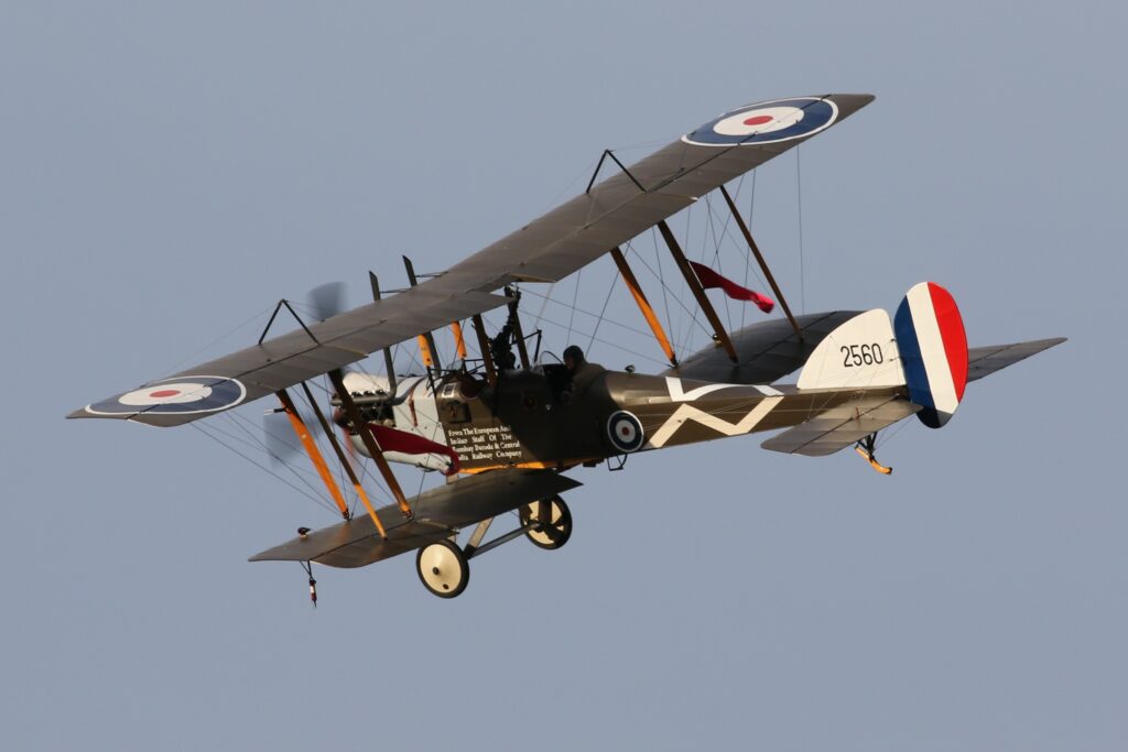 Le Temps des Hélices - La Ferté Alais airshow 2024 25 Be2f 7D2 2006
