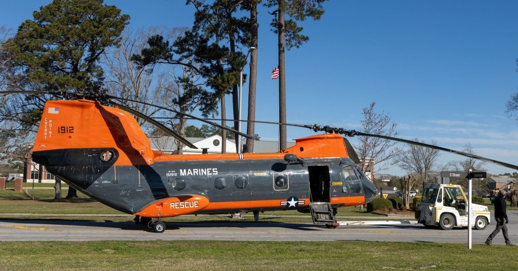 Beloved "Pedro" HH-46 Sea Knight Receives Fresh Paint at MCAS Cherry Point 10 Beloved Pedro Sea Knight Undergoes Paint Restoration at MCAS Cherry Point