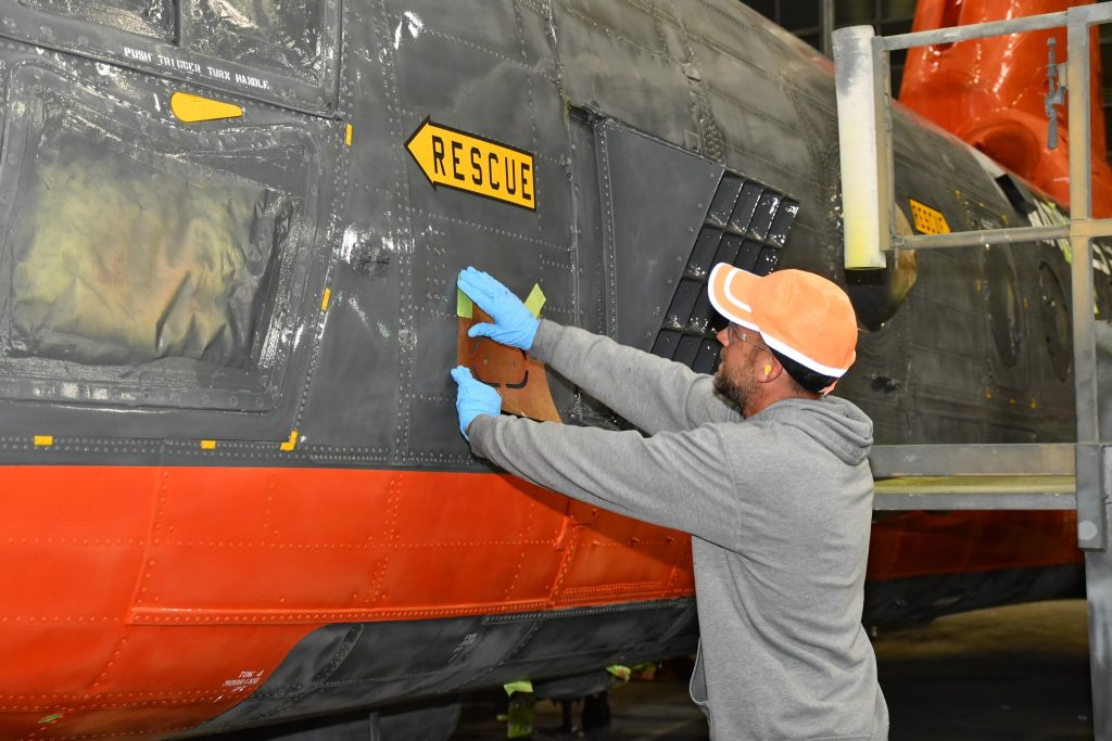 Beloved "Pedro" HH-46 Sea Knight Receives Fresh Paint at MCAS Cherry Point 13 Beloved Pedro Sea Knight Undergoes Paint Restoration at MCAS Cherry Point 6