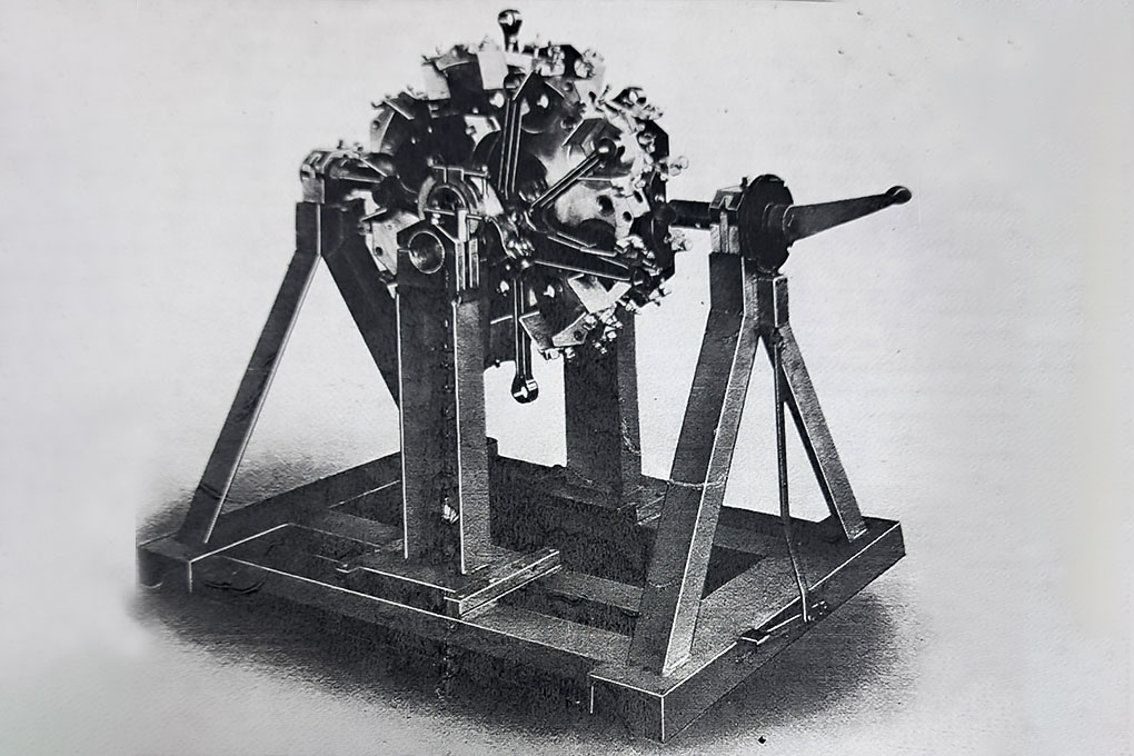 Restoring the Bristol Hercules: Updates from Historical Aircraft Engines 15 Bristol Hercules assembly stand needed for engine rebuild. Please contact us if you have plans or know of one available