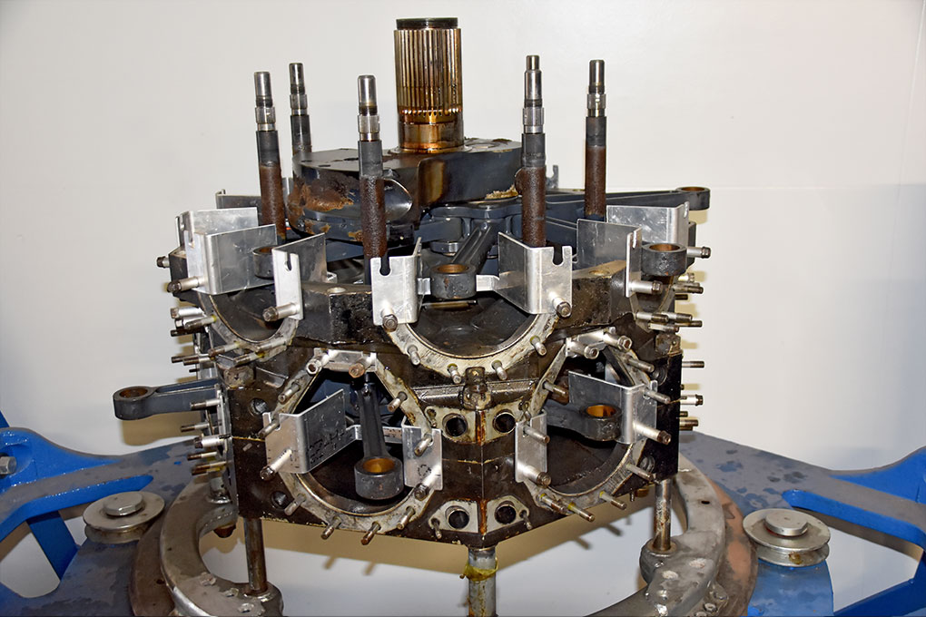 Restoring the Bristol Hercules: Updates from Historical Aircraft Engines 14 Bristol Hercules dismantled with protective brackets in place to prevent damage to internal components