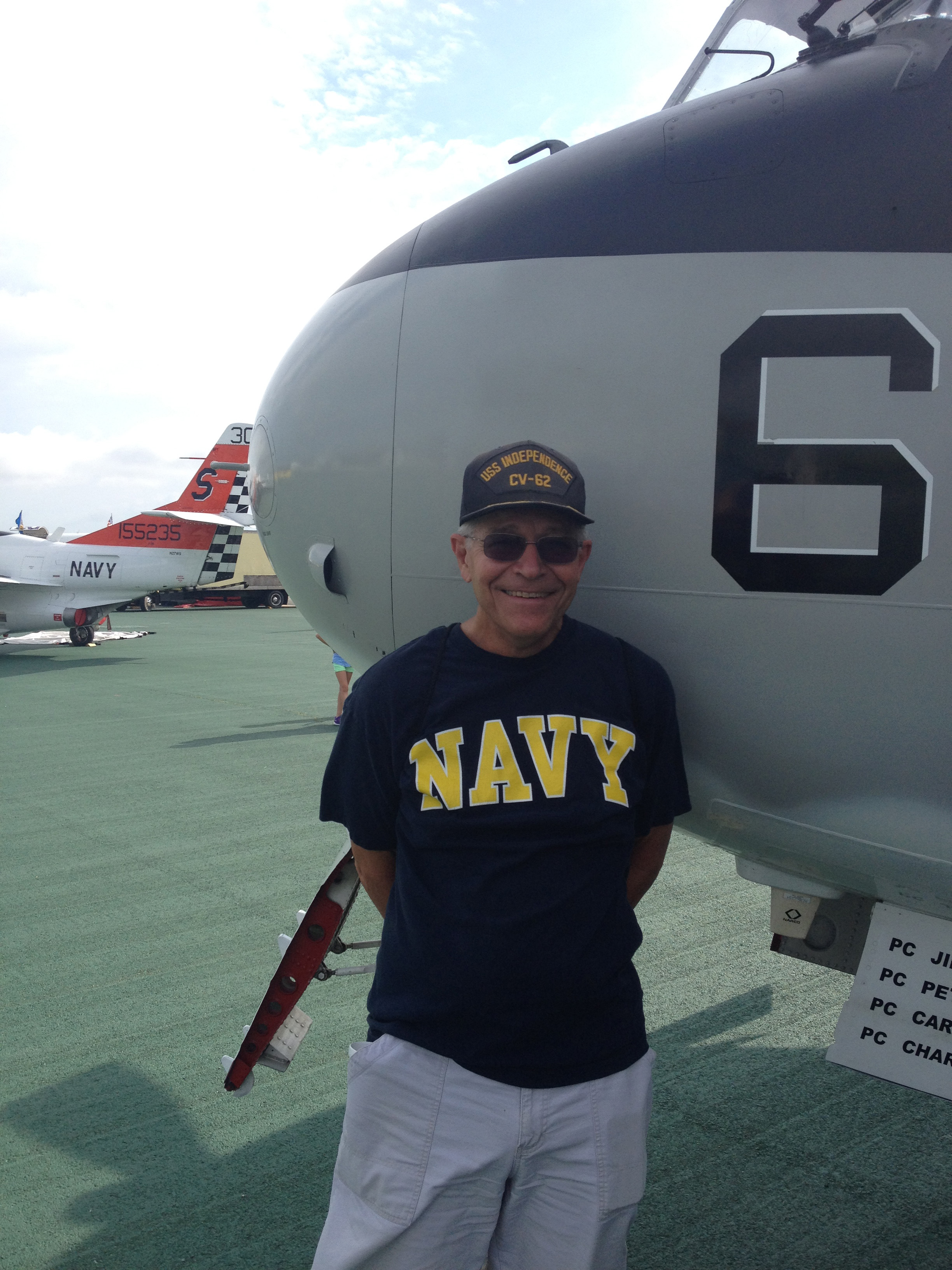 First Successful Season For C-1A Trader "Miss Belle" 11 One of the many former navy crewmen who did time in or on "Miss Belle" during her service life met up with the aircraft during a 2014 show, a regular occurrence for Doug Goss. (photo via Doug Goss)
