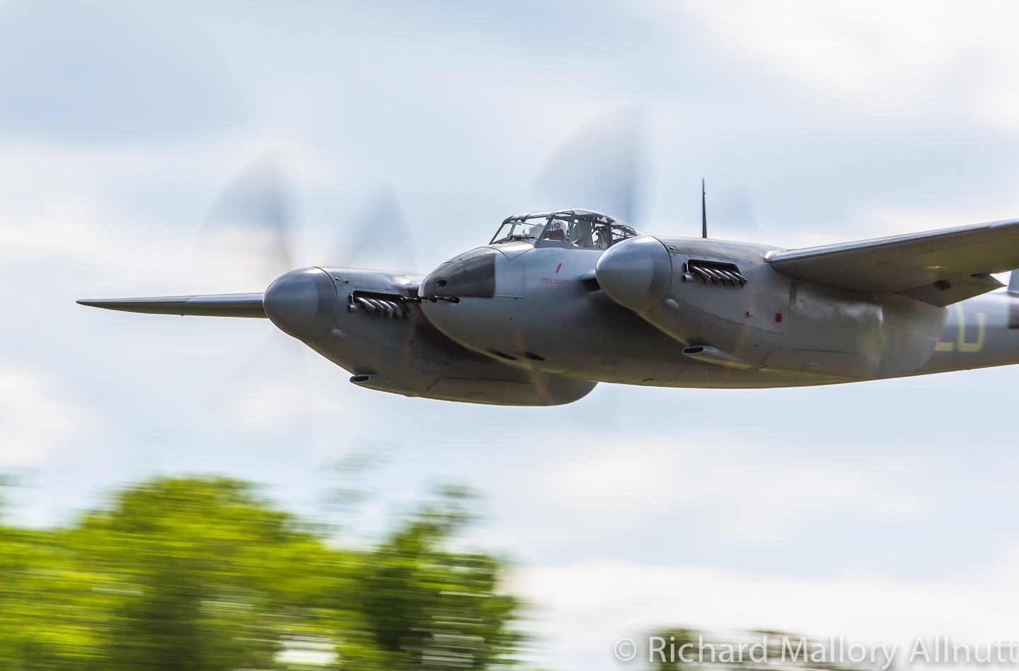Auckland Forum Meet 2014 11 What Warren Denholm, and Avspecs are most famous for, restoring de Havilland Mosquitos. This one belongs to Jerry Yagen, but two others are currently in Avspecs care! (photo by Richard Mallory Allnutt)