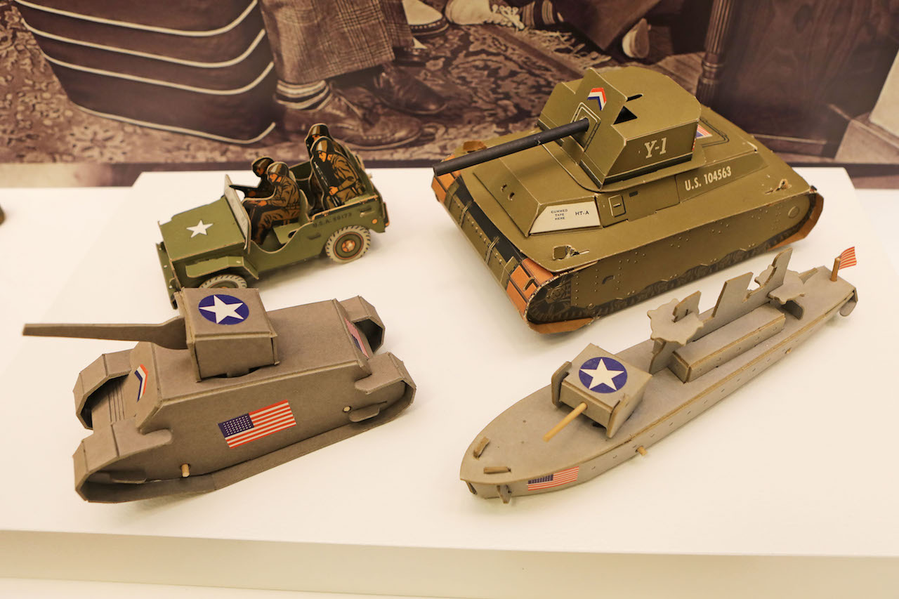 CAF Dixie Wing Honors WWII Heroes, Homefront and Local Heroes at Atlanta Airport 15 Paper Toys The paper toy arsenal was not complete with airplanes alone. Tanks, destroyers, and torpedo boats were also commonly seen, as were models of the ubiquitous Jeep.