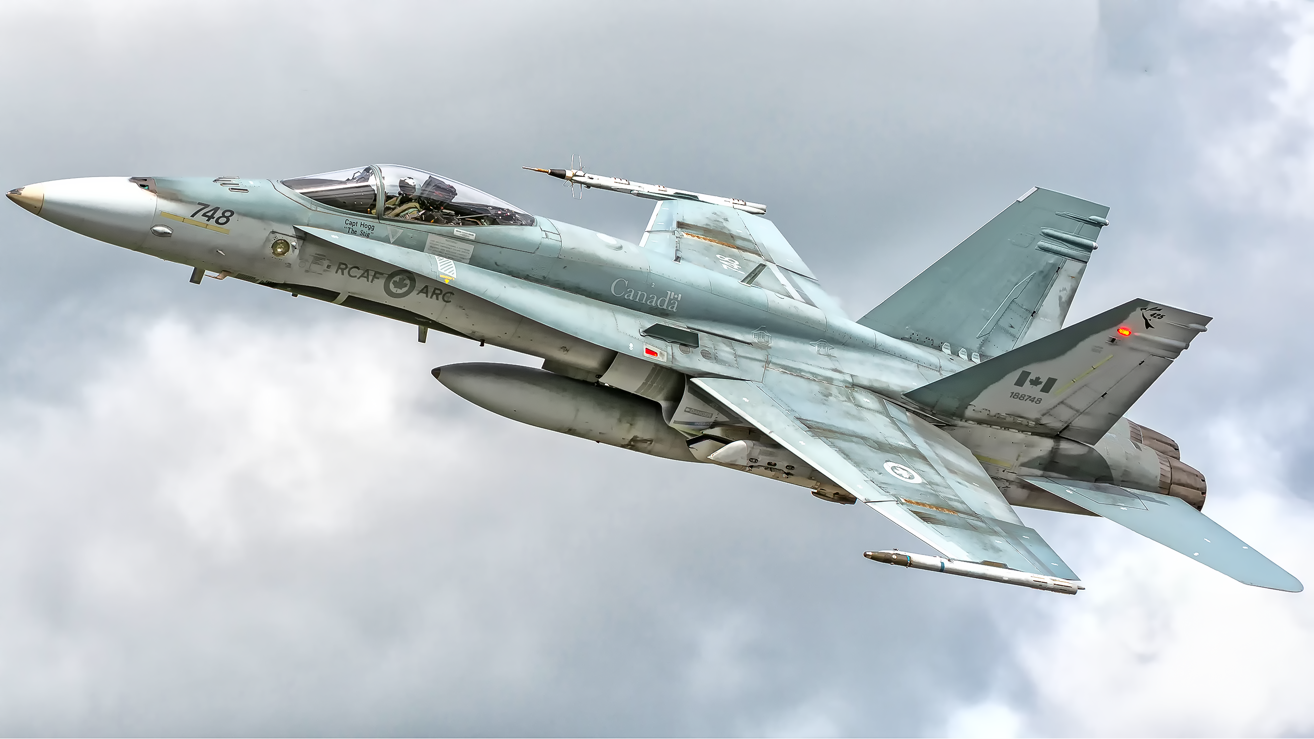 Yankee Air Museum Evening Air Show Series Kicks Off This Weekend With Canadian Forces Teams 10 CF 18Hornet 16 Photo Credit Nicholas Chute ThresholdImages