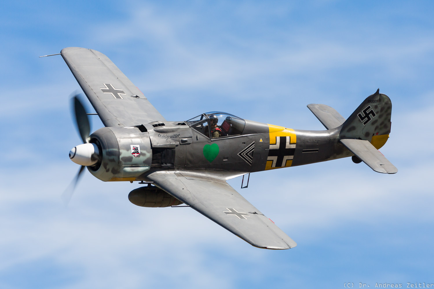 Outstanding Omaka! 10 The Butcher Bird thrilled the practice show audience on the Friday afternoon, before her unfortunate ground loop during the landing following the display. (photo by Anders Zeitler)