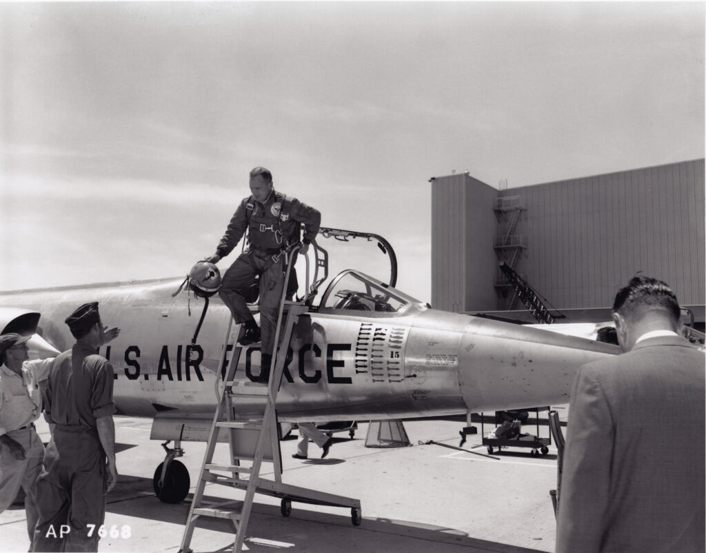 F-104 Starfighter World Speed Record 14 Capt Walter C Irwin May 17 1958 USAF