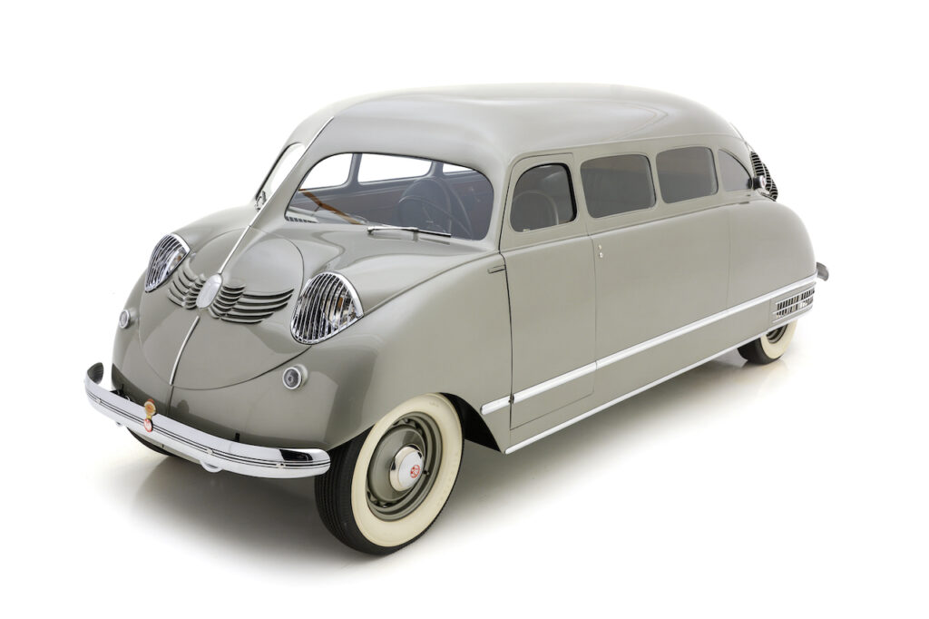 Catch the Magic of Classic Airplanes and Rare Cars 12 Catch the Magic of Classic Airplanes and Rare Cars 6