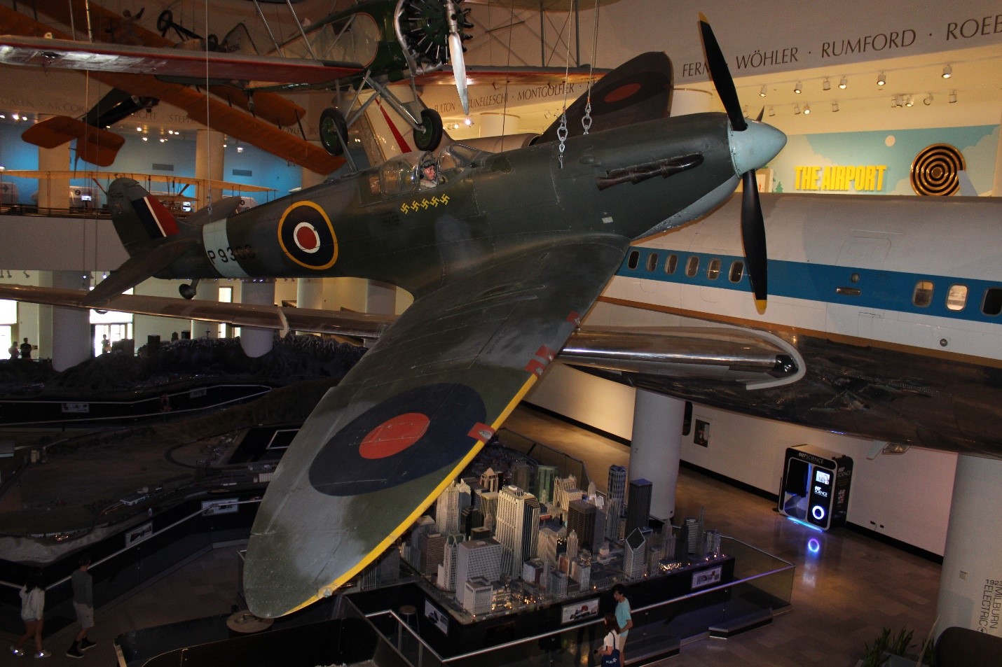 Adam's Profile Reports: Air and Space Exhibits at the Museum of Science and Industry, Chicago 32 Chicago image 6