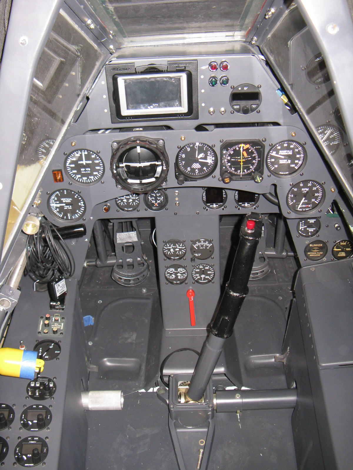 FW-190 First Flight At GossHawk Unlimited!!! 42 The fully equipped cockpit FW-190. (photo via GossHawk Unlimited)