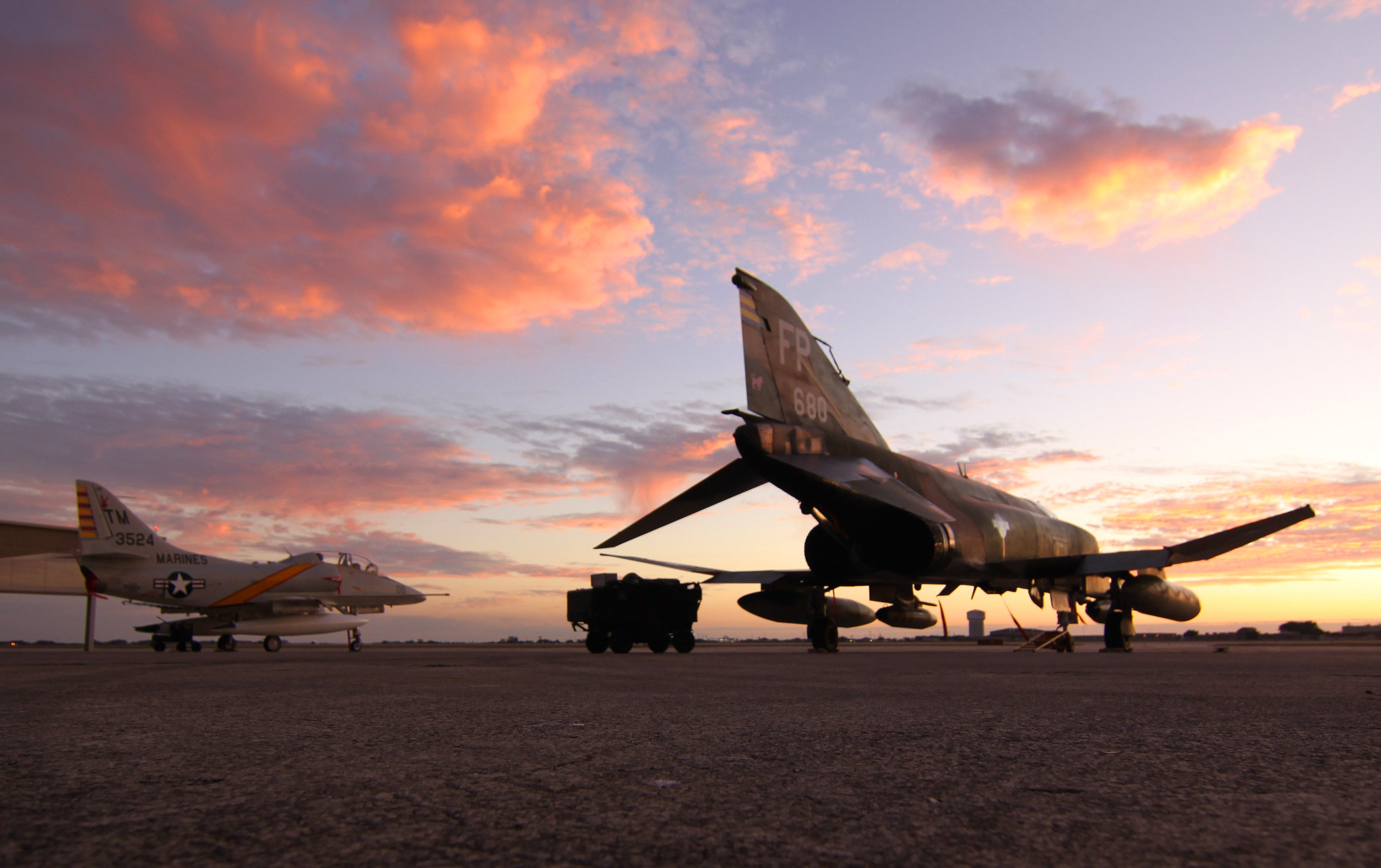 FIGHTERJETS INC to Represent Collings Foundation Jets in the 2026 Airshow Season 17 Collings F 4 Phantom and A 4 Skyhawk