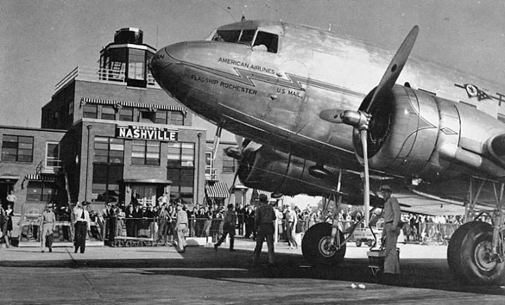 The Mighty Douglas DC-3 Celebrates 90 Years Flying 14 DC3 Nashville