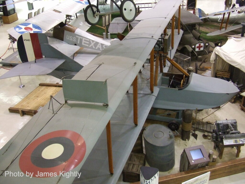 Canadian Curtiss Flying Boat Moves On 22 DSCF7537mw