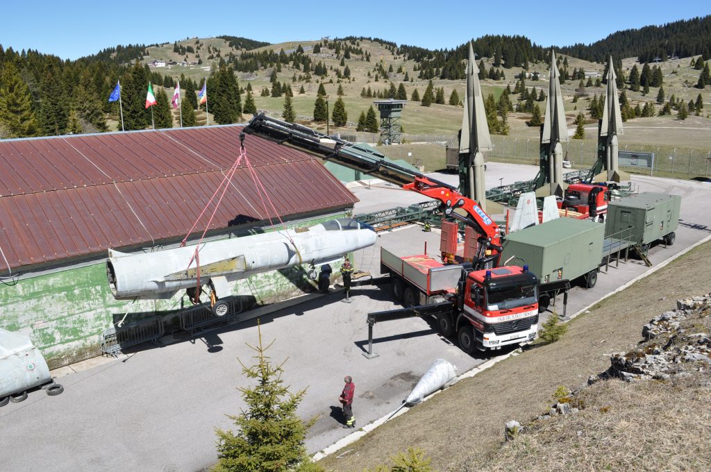 Base Tuono Adds an F-104 Starfighter 11 DSC 0036 1