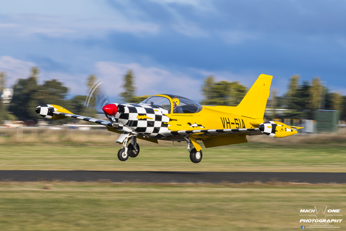 Kyneton Airshow – Spread Your Wings 18 Murray Wallace's flamboyant Siai-Marchetti SF-260 returns to earth.