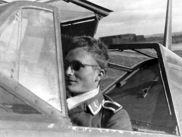 Smithsonian’s Bf 109 Unveils a Hidden Story of Resistance 16 Darbois in a 109 Pilote de la Liberte