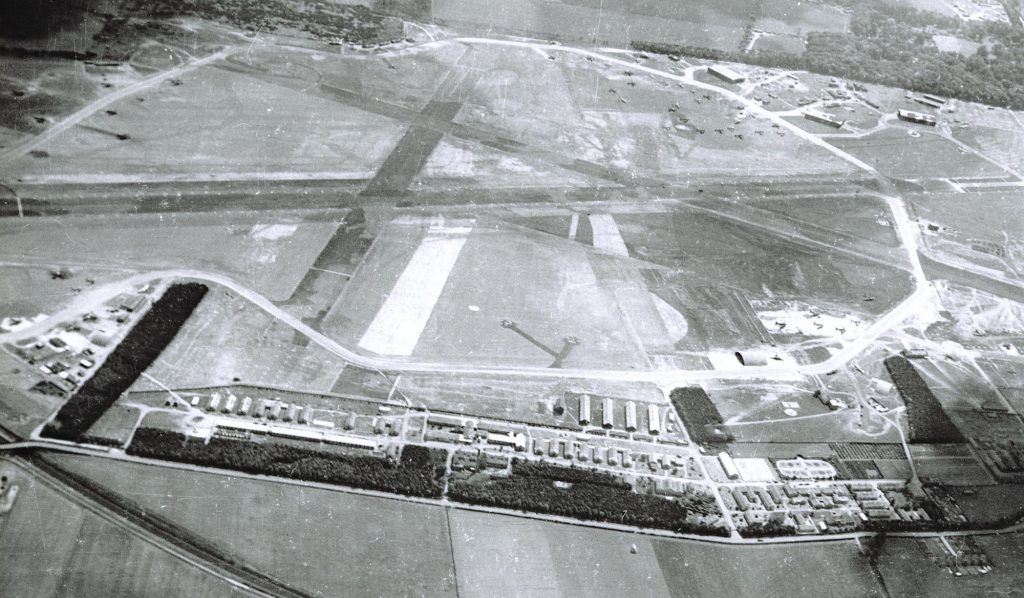 The Smith Family de Havilland Mosquito and its link to RAF East Fortune 12 East Fortune 1942