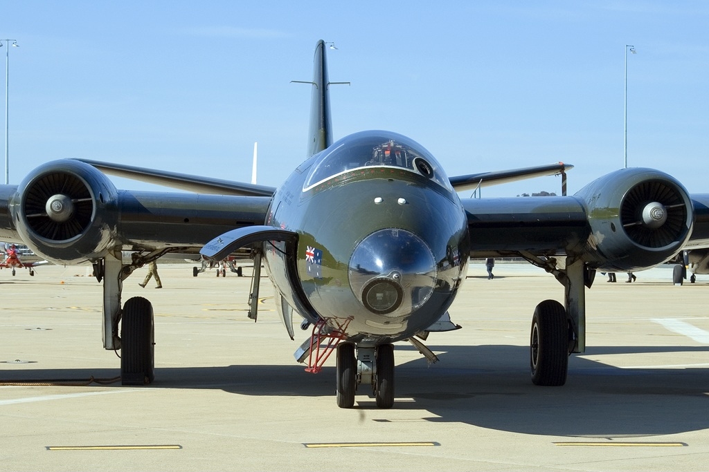 Temora Aviation Museum – Restoration Update 10 English Electric Canberra TT.18 Private JP528475