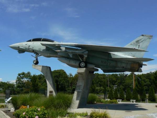 Today The Grumman Memorial Park Needs Your Help 10 F-14 The Grumman Memorial Park