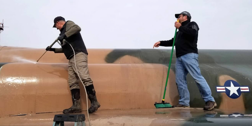 Rejuvenating a Combat Veteran Phantom II 14 F 4C Phantom 64 0683 washing