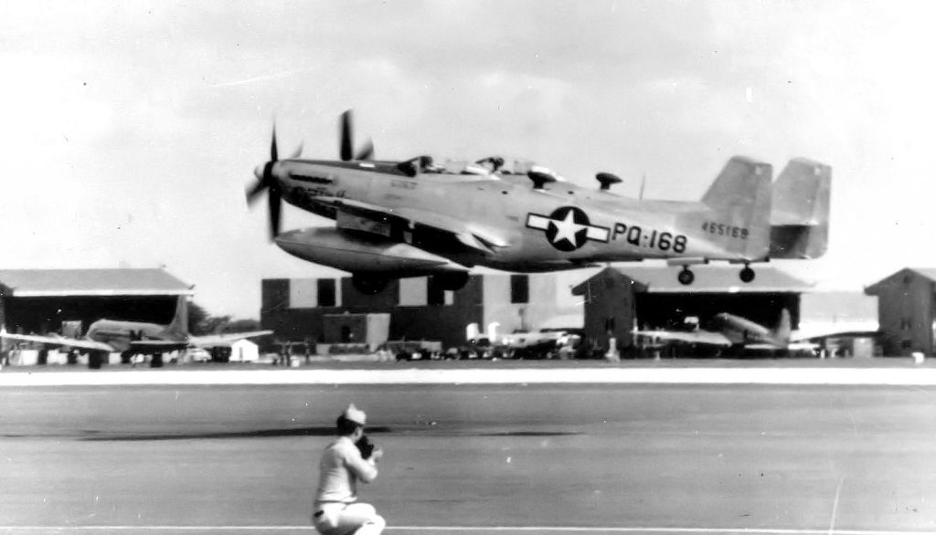 Texas Raiders One-Wheel Tribute 14 F 82B Twin Mustang 44 65168 Betty Jo taking off from Hickam Field 1947