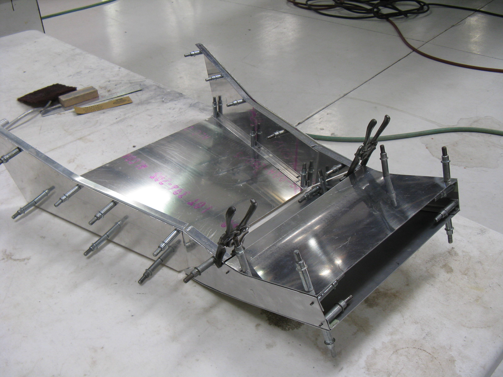 FW-190 First Flight At GossHawk Unlimited!!! 45 Fabricating the rear oil cooler ducting. (photo via GossHawk Unlimited)