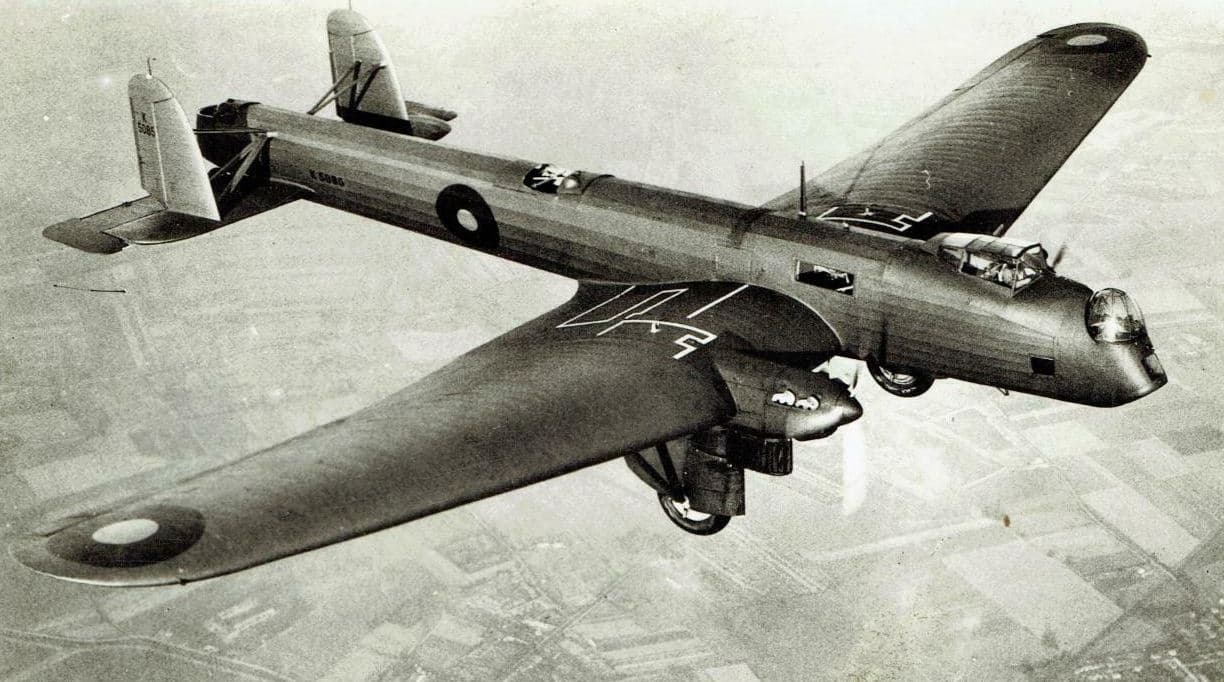 Today In Aviation History: First Flight of the Fairey Hendon 12 First Flight of the Fairey Hendon 4