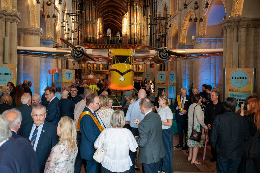 Short Scion Floatplane Now on Public Display 10 Floatplane launch event hort Scion Floatplane G AEZF goes on display inside Rochester Cathedral