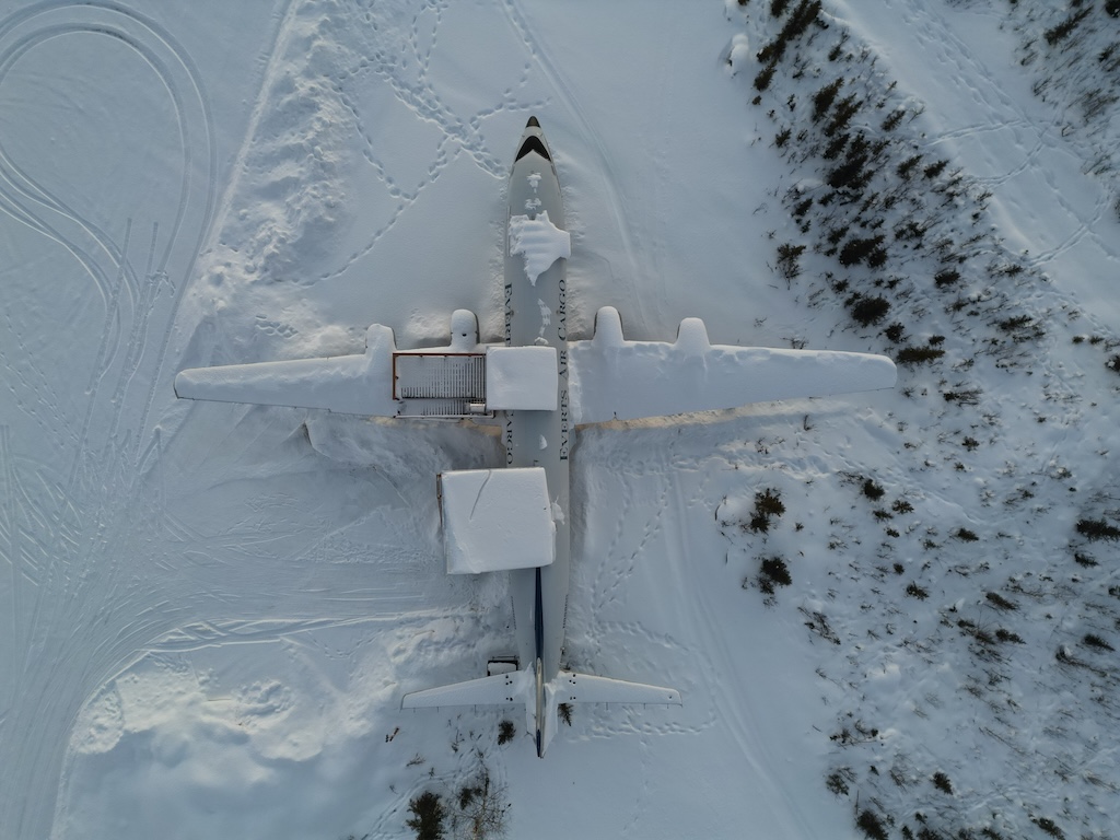 Jon Kotwicki and the FLY8MA Pilot Lodge: A Vision for Aviation Adventure in Alaska With a Vintage Touch 18 Fly8MA Pilot Lodge DC 6 Liftmaster 0833 copy