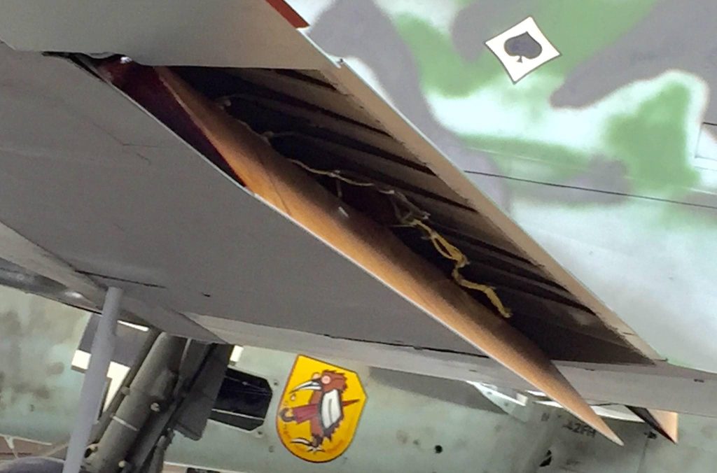 Randy's Warbird Profiles: Focke-Wulf Fw 190D "Yellow 10" 13 Focke Wulf Fw 190D 13 Dora 836017 Randy Malmstrom 06