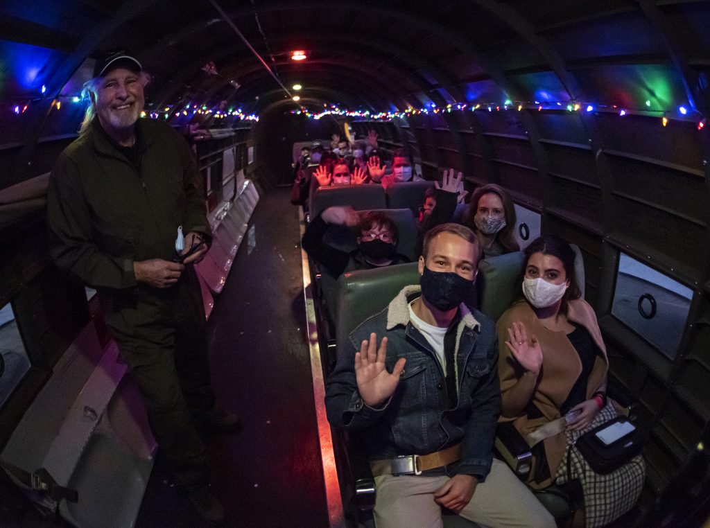 DC-3 Christmas Lights Flights Are a Texas Christmas Tradition 13 GCA Flight Daniels 01