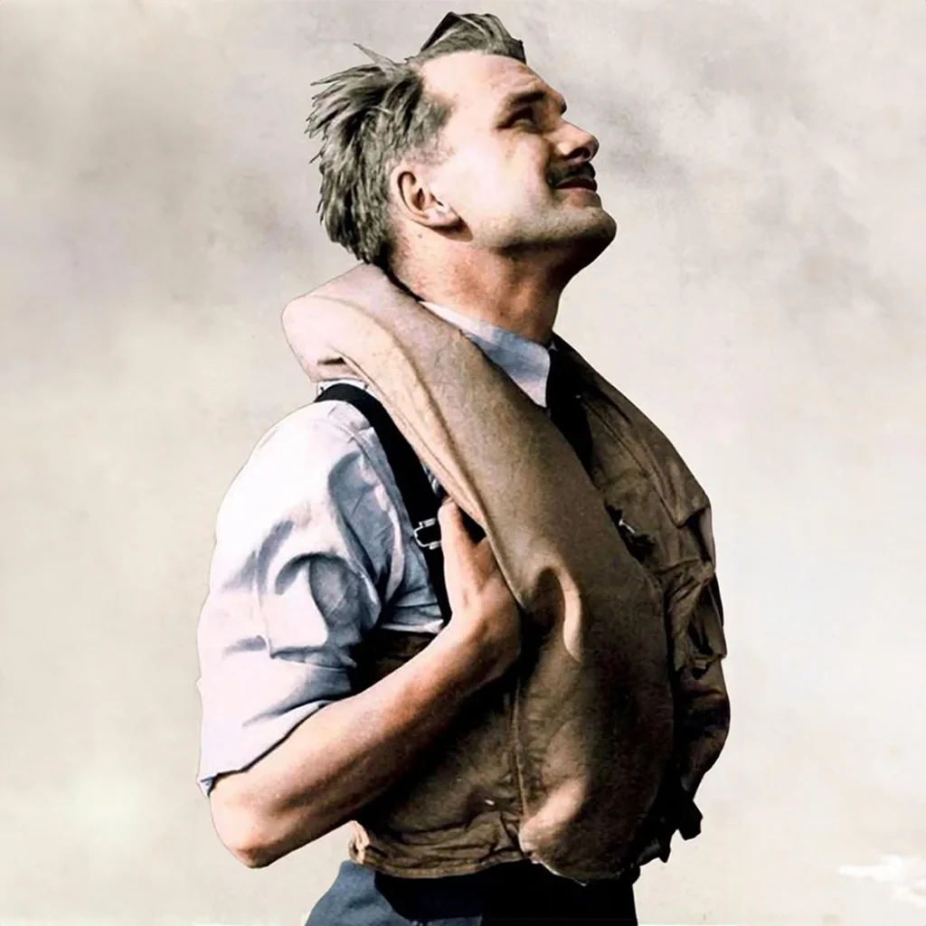 The Last Battle of Britain Pilot, John "Paddy" Hemingway, Passes Away at 105 11 Group Captain John Paddy Hemingway DFC