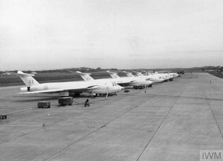 Handley Page Victor Goes on Display at The IWM Duxford 11 Handley Page Victor XH648