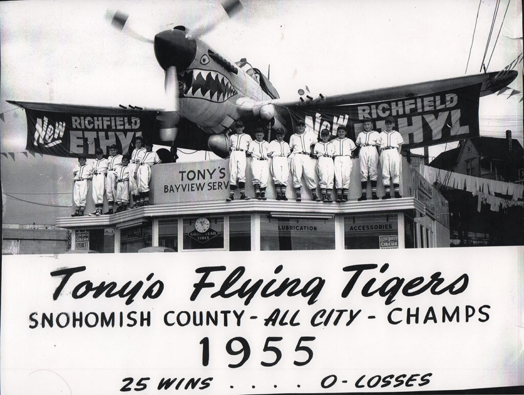 A Stroke of Marketing Genius: Local Businesses, Vintage Aircraft, And Their Unusual Association 26 Hewitt1004 SnohomishCounty 1955 champs TonysFlyingTigers 25wins