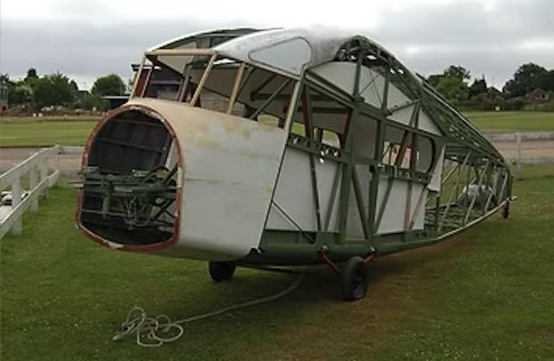Historic Short S.16 Scion Floatplane to Go on Display in Rochester Cathedral 11 Historic Short S.16 Scion Floatplane to Go on Display in Rochester Cathedral 2