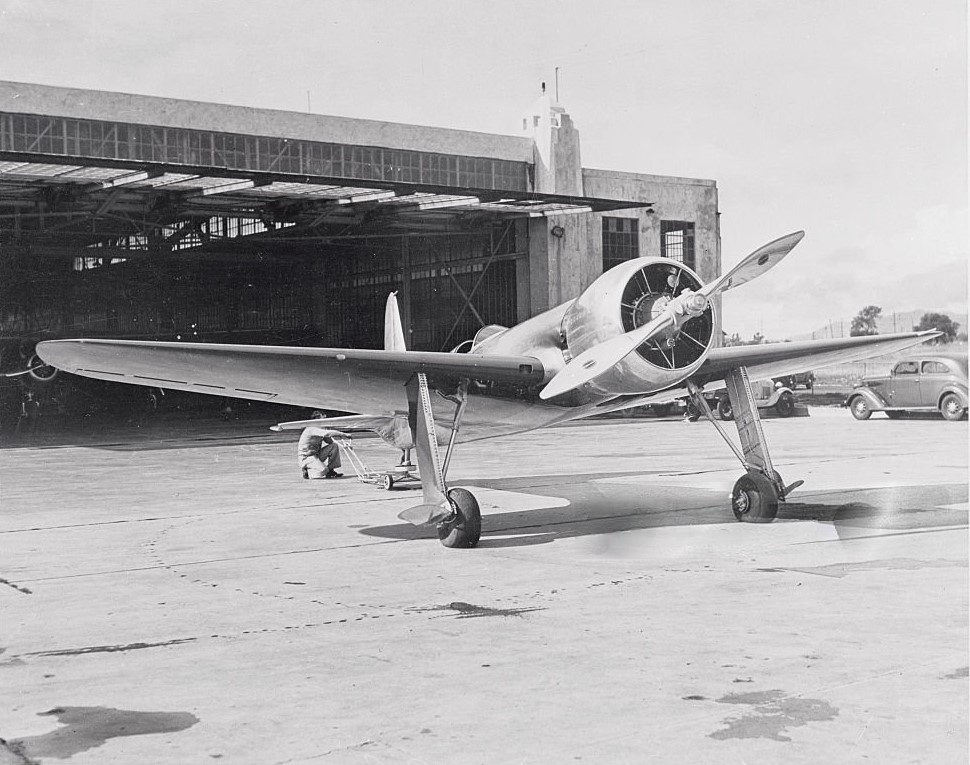 The Hughes H-1 Racer: Howard Hughes' Silver Bullet 35 Hughes H 1 Racer at Union Air Terminal