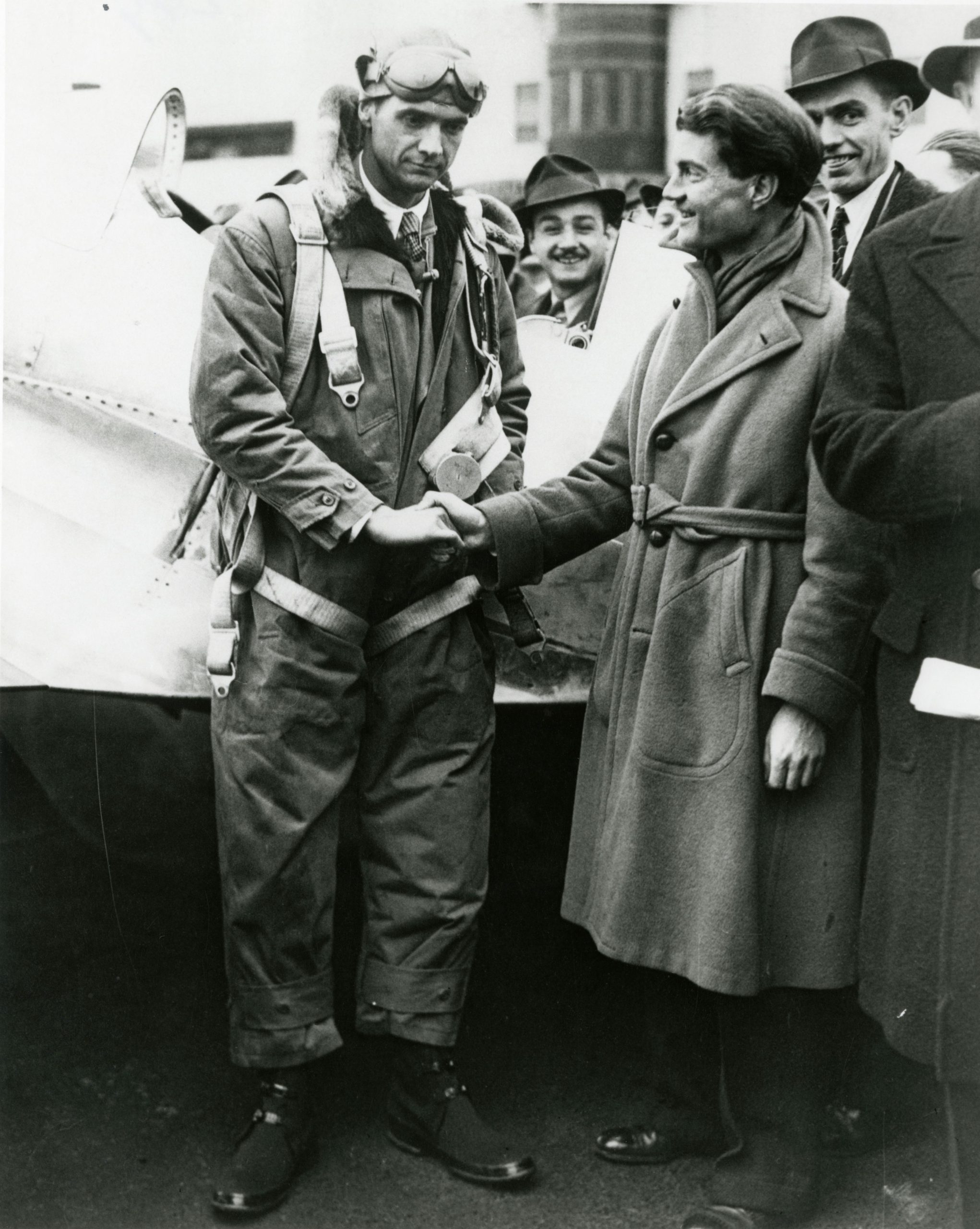 The Hughes H-1 Racer: Howard Hughes' Silver Bullet 40 Hughes greets Palmer scaled