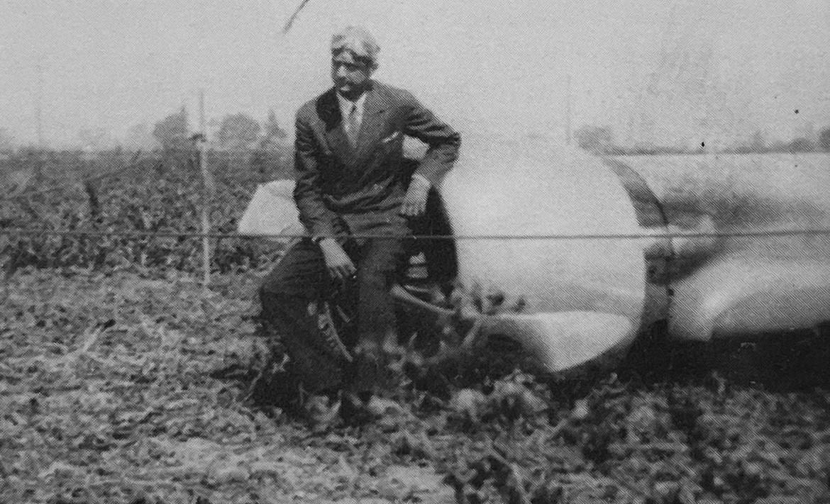 The Hughes H-1 Racer: Howard Hughes' Silver Bullet 32 IMG 8398