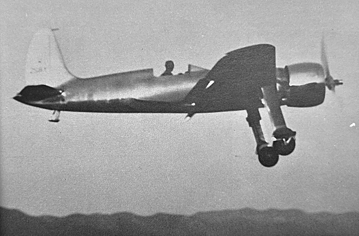 The Hughes H-1 Racer: Howard Hughes' Silver Bullet 36 IMG 8423