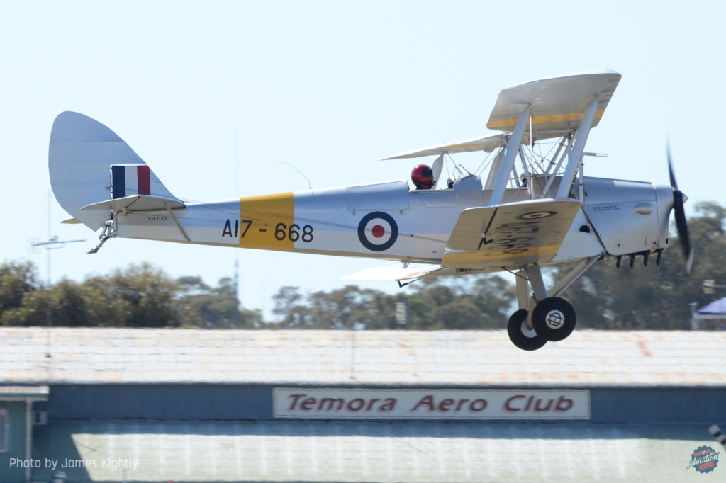 Impressive 'Warbirds Downunder Airshow' Came Back 12 JamesK ww2trainers 6491