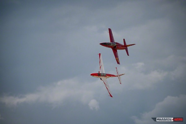 Reno Air Races: Day Three 14 Jet Heat -TS - 11 Iskra "Hot Section" and L -39 "Violated" in contention overhead. (Image Credit: Moose Peterson)