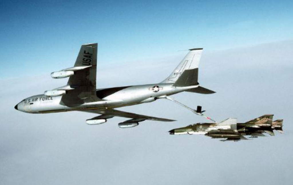 A Veteran's Story: Caribou to Santabou 13 KC 135 and F 4