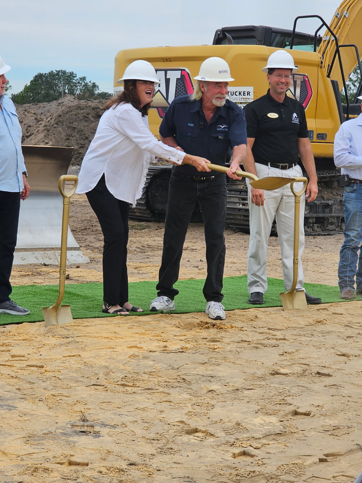 Catching Up with Kermit Weeks: Inside the Groundbreaking of Fantasy of Flight’s Act III 16 Kermit Weeks Act III Ground cerimony. 5