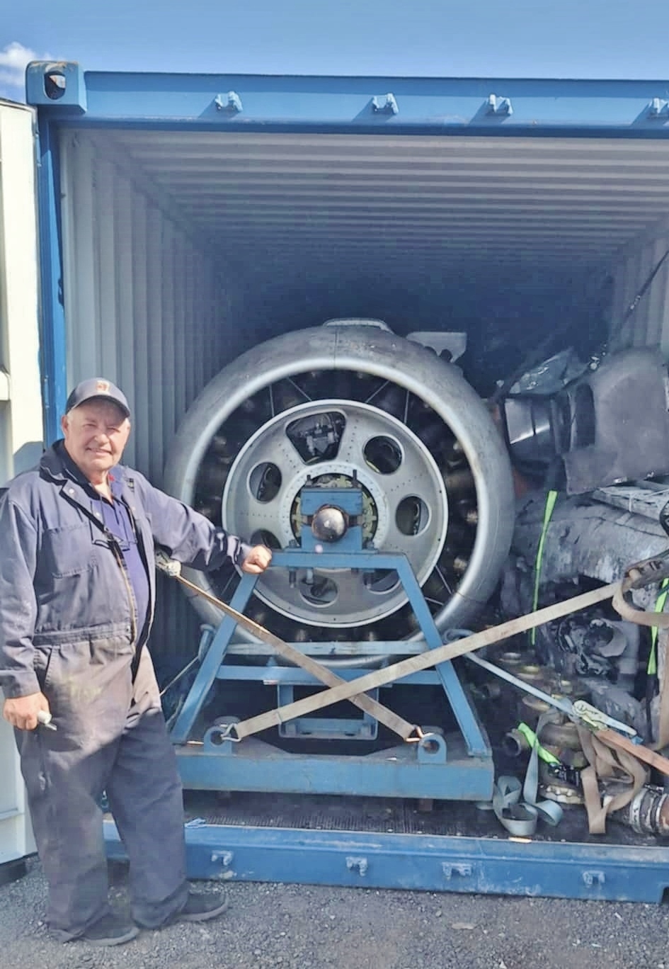 Halifax 57 Rescue Sets Out to Rebuild a Handley Page Halifax 34 Kjarsgaard and container