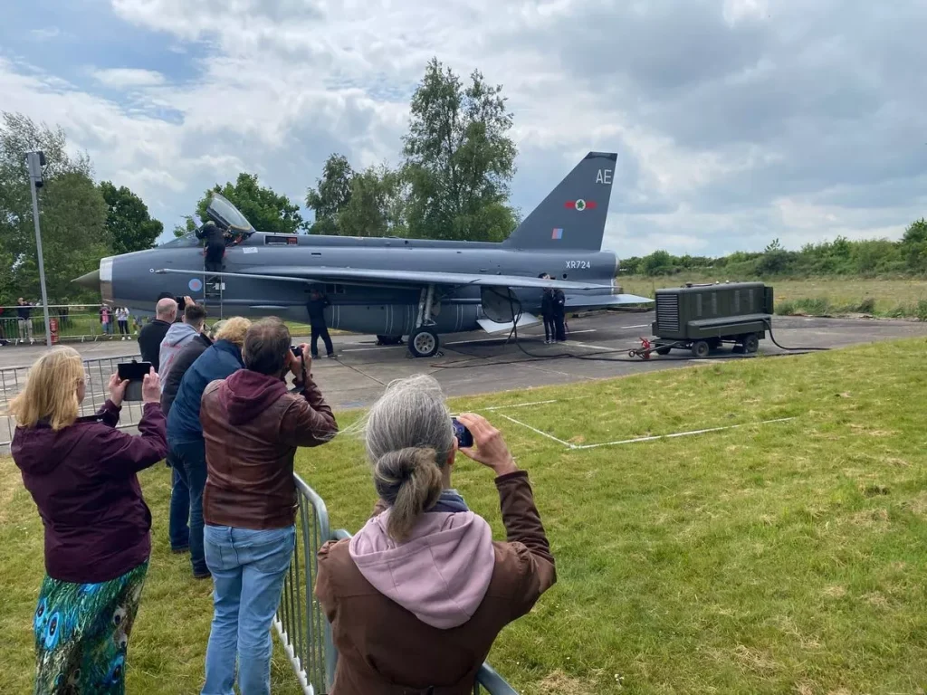 English Electric Lightning XR724 Fires Up at Binbrook After Decades of Silence 10 Lightning XR724 Fires Up at Binbrook After Decades of Silence