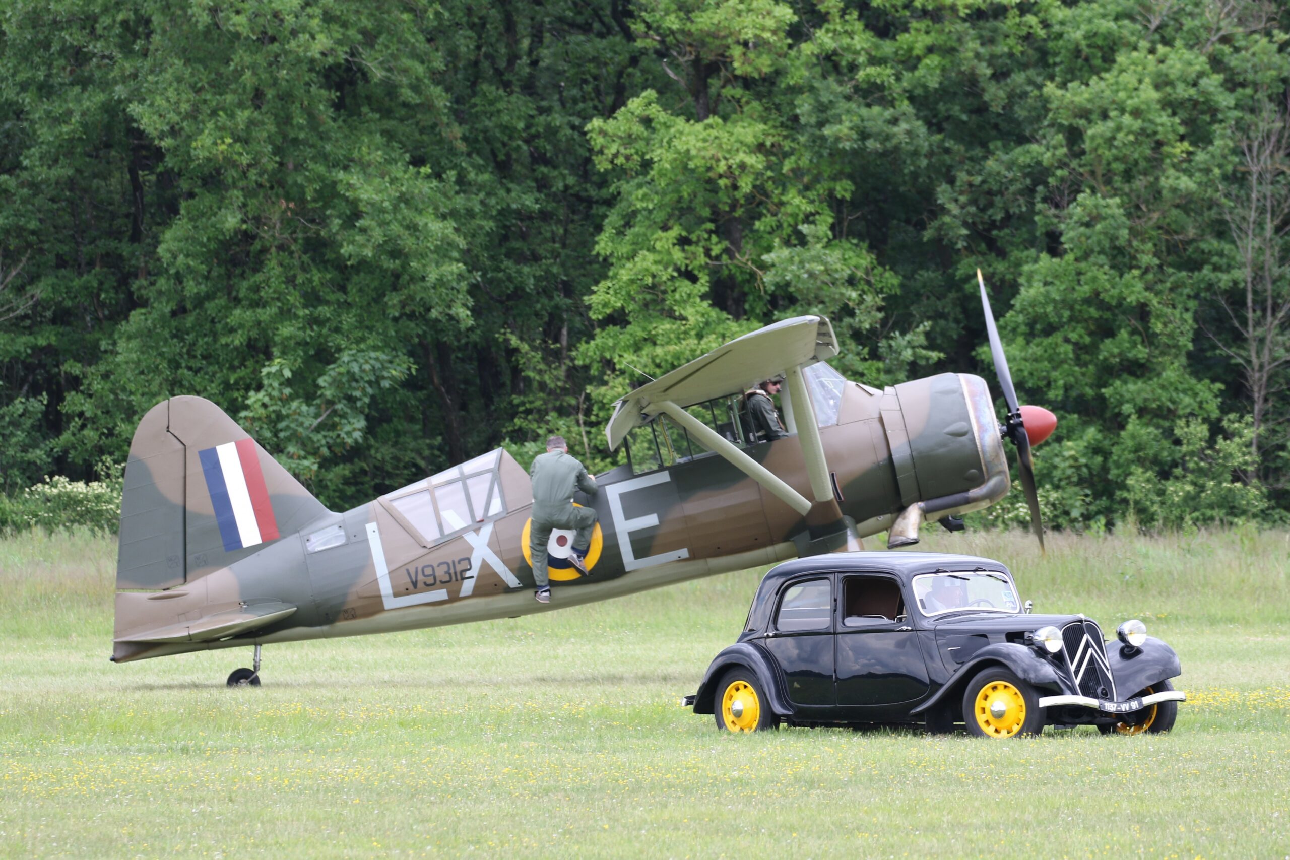How the Most Awkward Looking Aircraft Became a Deadly Night Killer in World War II 21 Lysander and car 7D2 2231 scaled