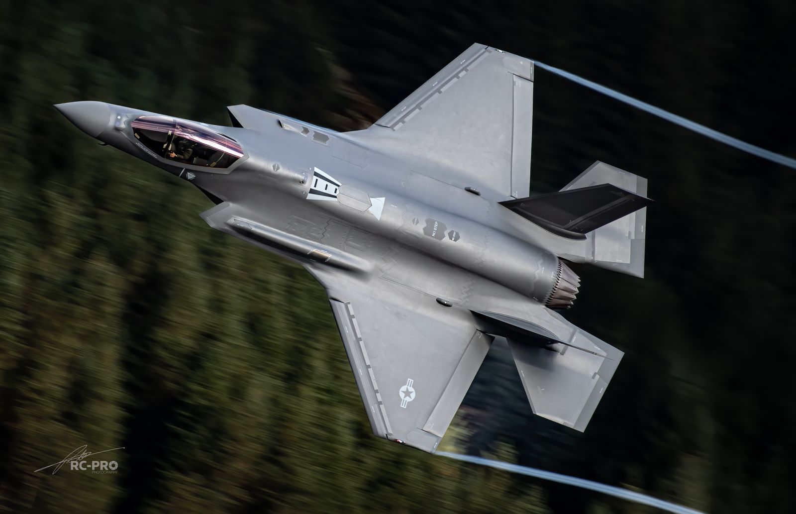 Fly the Legendary Mach Loop: Aero Legends’ Jet Experience Sells Out in Record Time 13 Mach Loop RIch Cooper USAF F 35 flying low