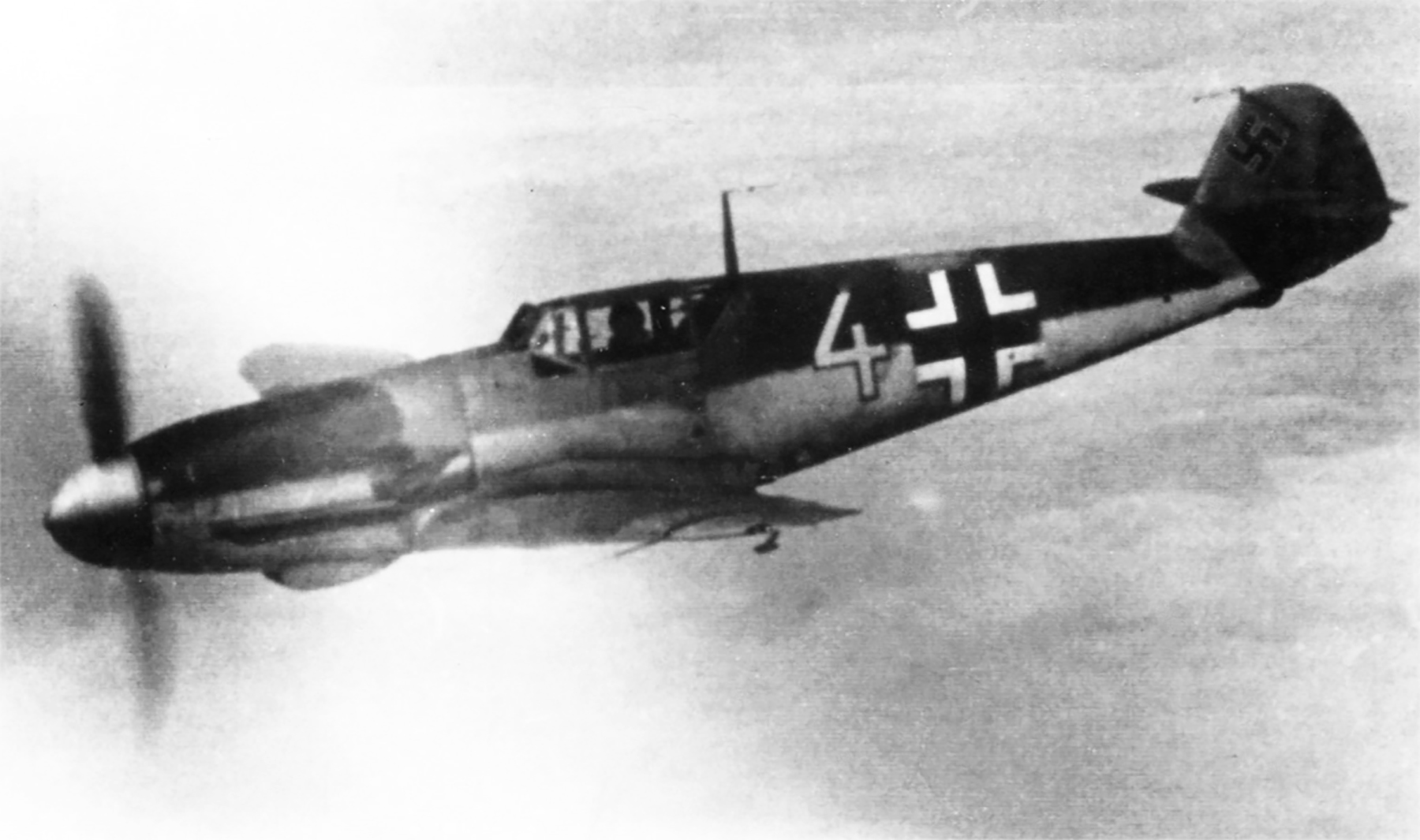 Pima Air and Space Museum Restores a Bf 109 F-4 and Builds an Me 262 11 Messerschmitt Bf 109F4 9.JG5 Yellow 4 dot over Petsamo Finland Mar 1942 01