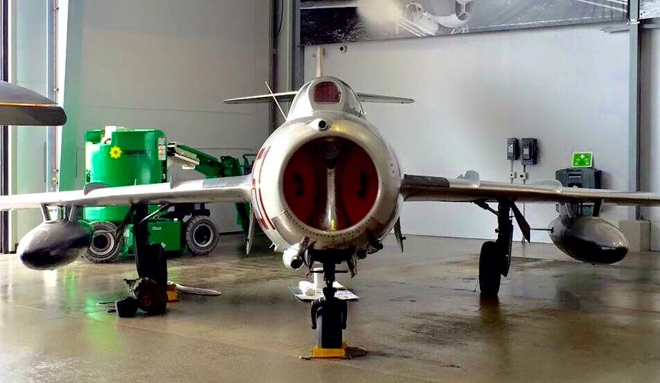 Randy's Warbird Profiles: Planes of Fame's Mikoyan-Gurevich MiG-15bis 11 MiG 15 Randy Malmstrom 04